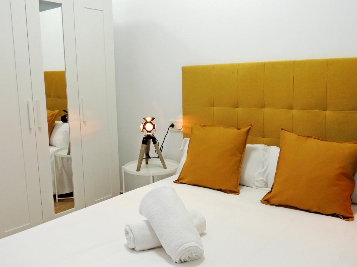 Casa Aurea-Apartamento Zona Antigua,Parking Y Wifi By Delabra Apartments Oviedo Exteriör bild