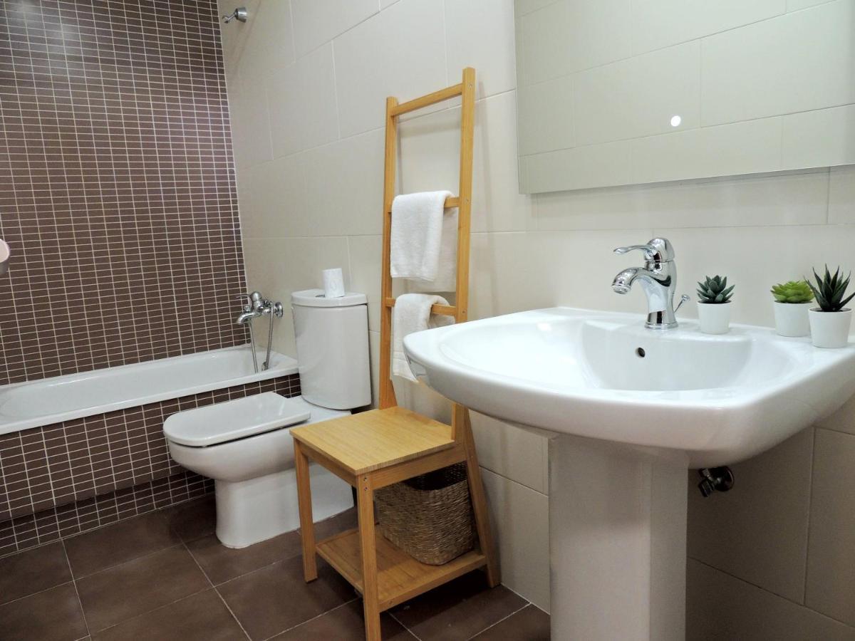 Casa Aurea-Apartamento Zona Antigua,Parking Y Wifi By Delabra Apartments Oviedo Exteriör bild